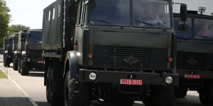 ЯК ЗБИРАЮТЬСЯ ВІЙСЬКОВІ ВАНТАЖІВКИ БОГДАН 6317 У ЧЕРКАСАХ