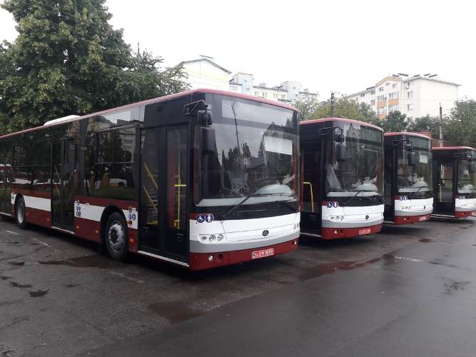 ІВАНО-ФРАНКІВСЬК ОТРИМАЄ ЦЬОГО ТИЖНЯ УСІ ЗАМОВЛЕНІ АВТОБУСИ